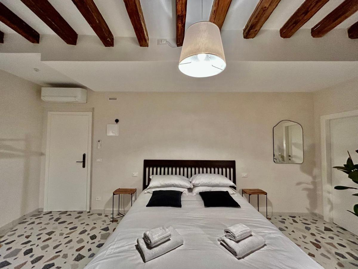Farini Suites Wi-Fi Velence Kültér fotó