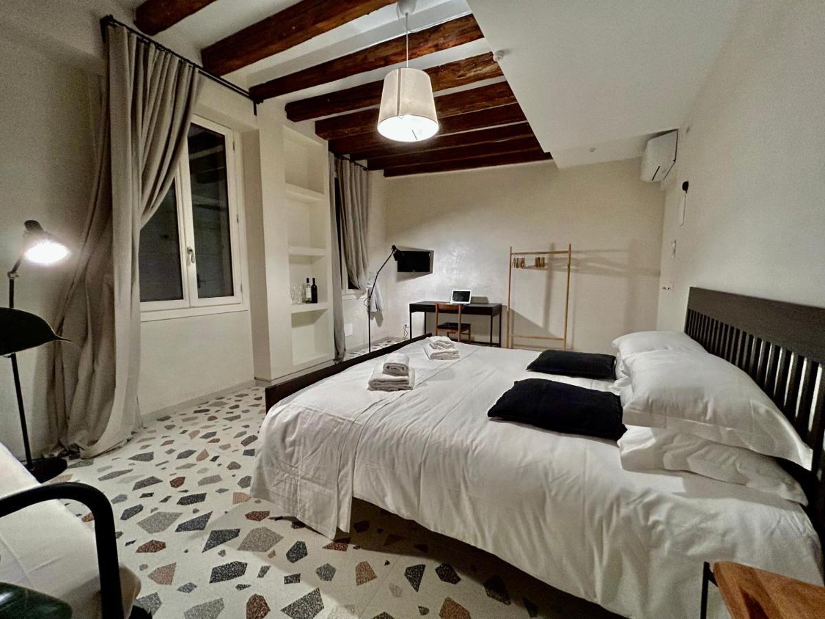 Farini Suites Wi-Fi Velence Kültér fotó