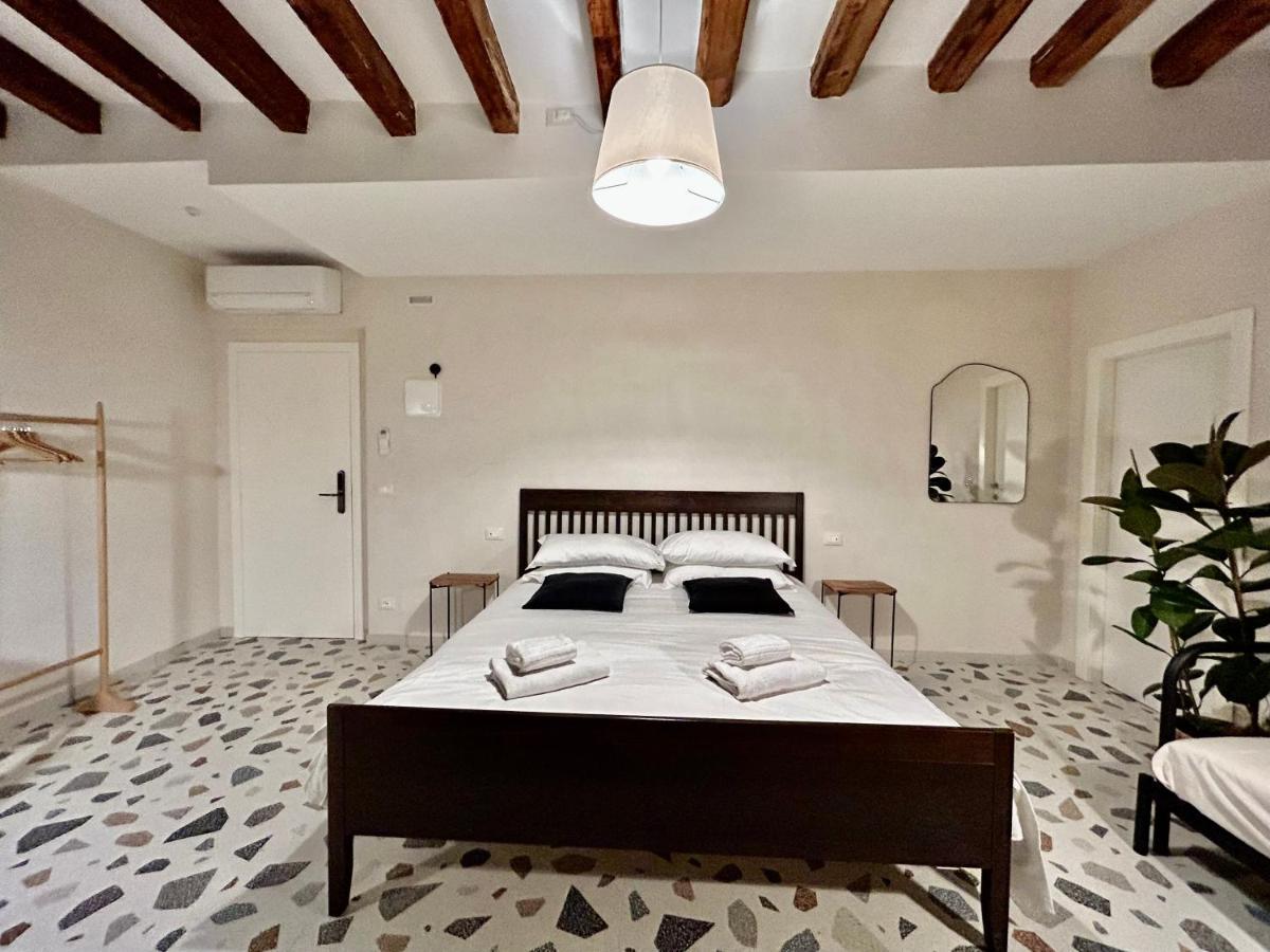 Farini Suites Wi-Fi Velence Kültér fotó