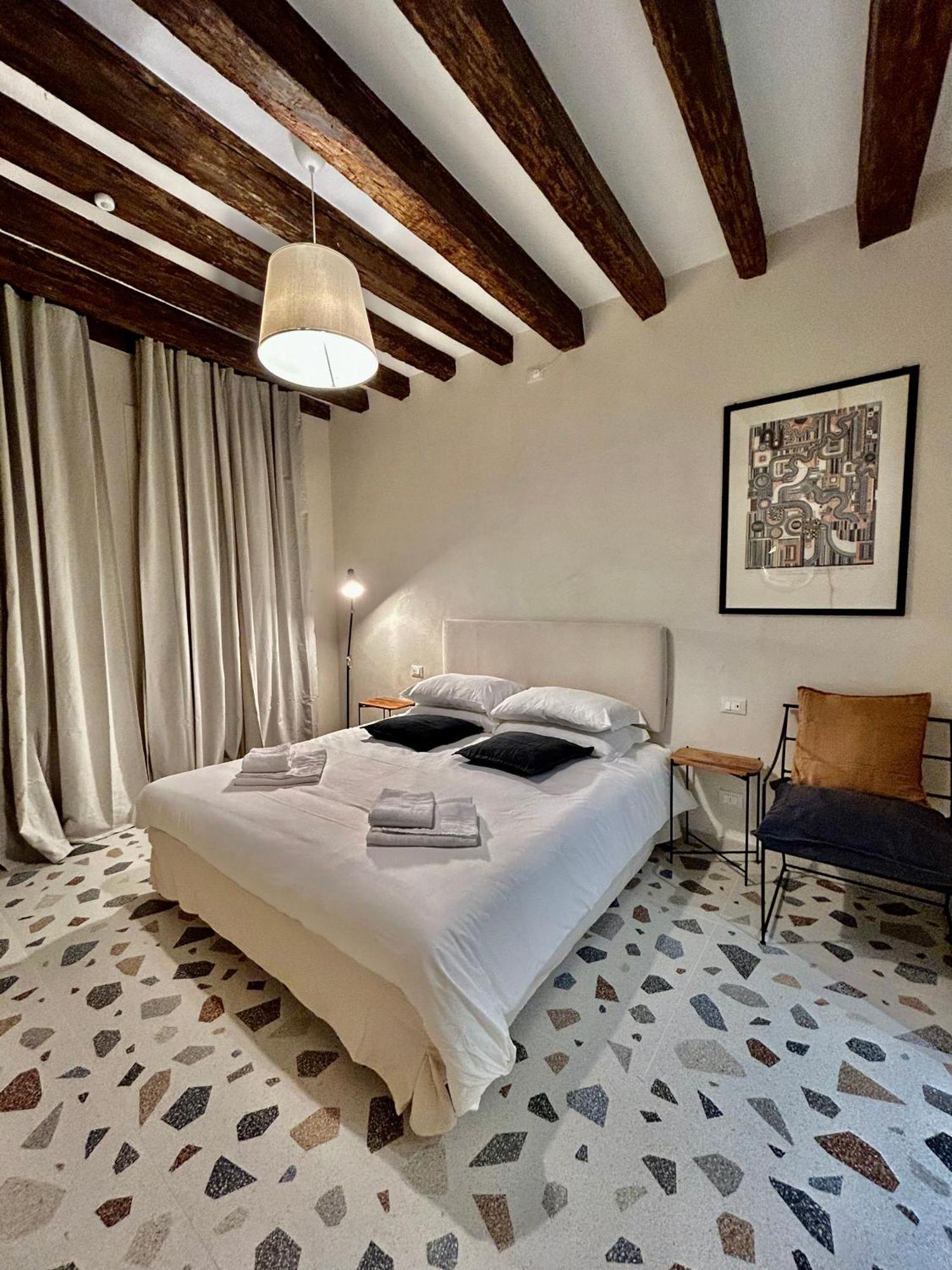 Farini Suites Wi-Fi Velence Kültér fotó